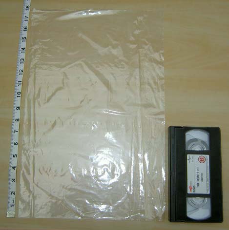 QTY 2000 - 12" x 18" Clear Poly Bags 120g (300x450mm)